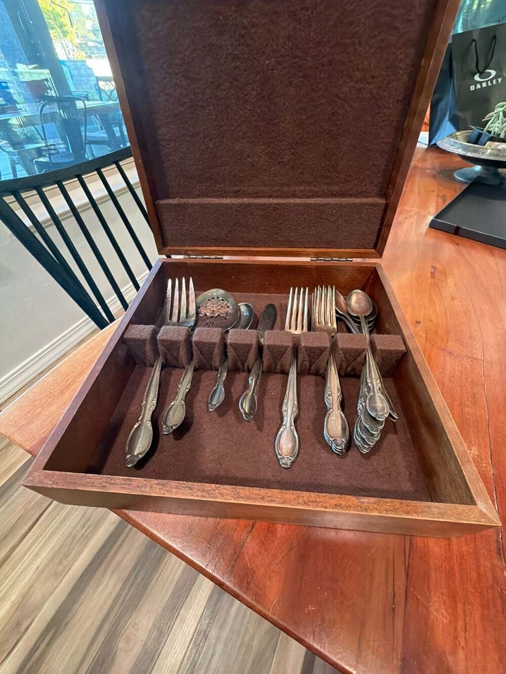 WM Rogers Silverplate Flatware Set with Wooden Box
